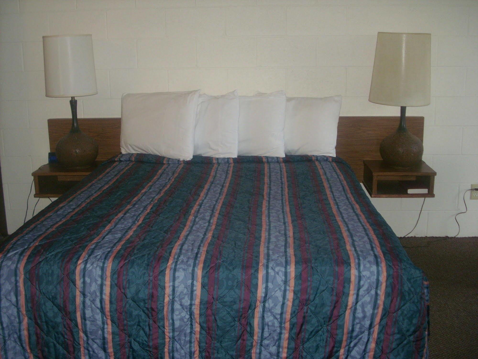 Connell M&M Motel מראה חיצוני תמונה