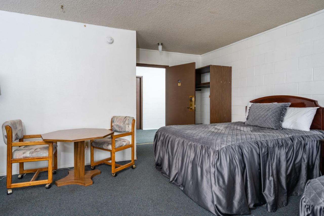 Connell M&M Motel מראה חיצוני תמונה